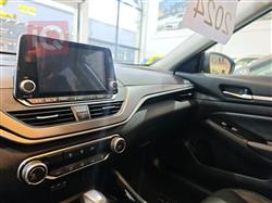 نيسان ألتيما